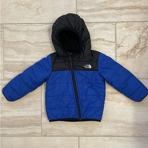 Northface coat jacket puffer reversible fleece 2t 3t fits more like 2t